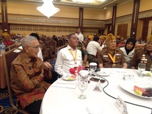 Sop Buntut Istri Menhan yang Dikangeni Dhani Pernah Disantap Habib Rizieq