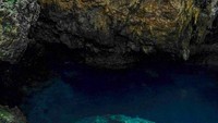 Ini pertama kalinya Richard dan Bima menjelajah gua terindah dengan air yang super jernih di Buton Tengah (My Trip My Adventure)