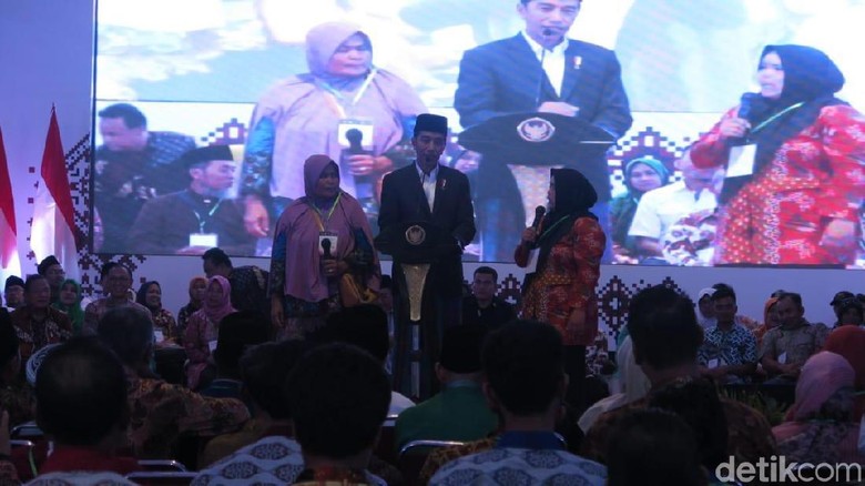 Jokowi: Santri Jadi Manajer Bank Syariah, Kenapa Tidak? Jokowi: Santri Jadi Manajer Bank Syariah, Kenapa Tidak?
