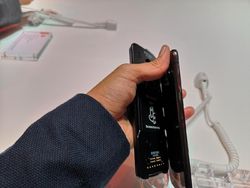 Melihat Ponsel 5G Upgrade yang Pertama di Dunia