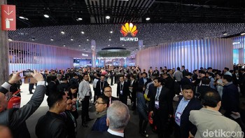 Para penggiat dan penikmat teknologi dari berbagai negara berduyun-duyun menyerbu acara yang digelar 24-27 Februari 2019 tersebut. (Foto: detikINET/Adi Fida Rahman)