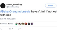 Ini sih bukan bakat tapi memang bawaan lahir. Kayaknya belum makan kalau belum ketemu nasi padahak sudah makan burger, mie dan roti. Foto: Twitter