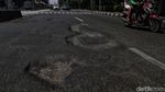 Hati-hati! Jalan Gunung Sahari Kembali Berlubang