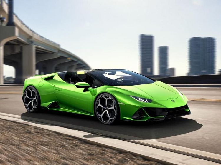 Lamborghini Huracan Evo Spyder, Banteng Buas Beratap Terbuka