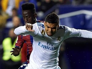 Persaingan Jadi Penyerang Berat, Casemiro Pilih Posisi Gelandang Bertahan