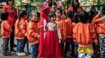 Cerianya Anak-anak TK di Vietnam Sambut Kedatangan Kim Jong Un