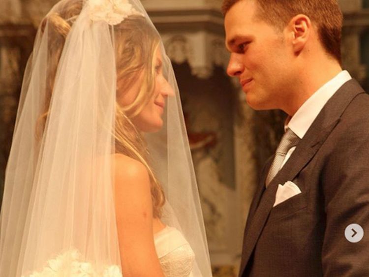 Rayakan Satu Dekade Pernikahan, Gisele dan Tom Brady Mesra Abis