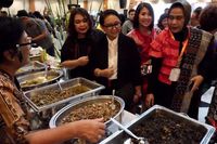 Jelajah Kuliner Retno Marsudi di Warung Mangut Lele hingga Kantin PBB