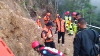 Foto: Penampakan jalur evakuasi korban longsor. (Dok istimewa)
