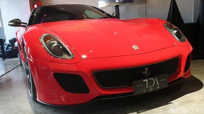 Ferrari Sudah Bekas Saja Tembus Belasan Miliar Rupiah