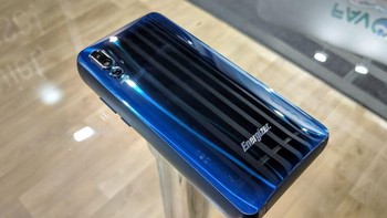 Kabar baru mengungkapkan, proyek penggalangan gadget ini gagal total. Foto: The Verge