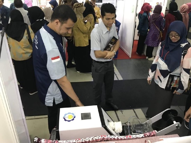 Tim Antasena ITS Olah Sampah Plastik Jadi Bahan Baku 3D Printing Tim Antasena ITS Olah Sampah Plastik Jadi Bahan Baku 3D Printing