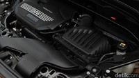 Nah saatnya berkendara dengan X2, BMW X2 memiliki mesin BMW TwinPower Turbo 1.5L tiga-silinder yang sangat bertenaga.
