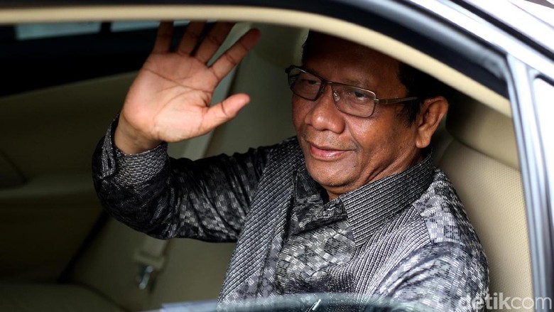 Mahfud Md: KPK Independen, dari Kubu Mana Pun Ada Wakilnya di Tahanan Mahfud Md: KPK Independen, dari Kubu Mana Pun Ada Wakilnya di Tahanan