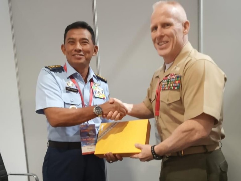Bertemu di Australia, Angkatan Udara AS Ajak TNI AU Latihan Bersama Bertemu di Australia, Angkatan Udara AS Ajak TNI AU Latihan Bersama