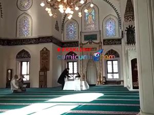 Melihat Masjid Tempat Syahrini-Reino Barack Menikah