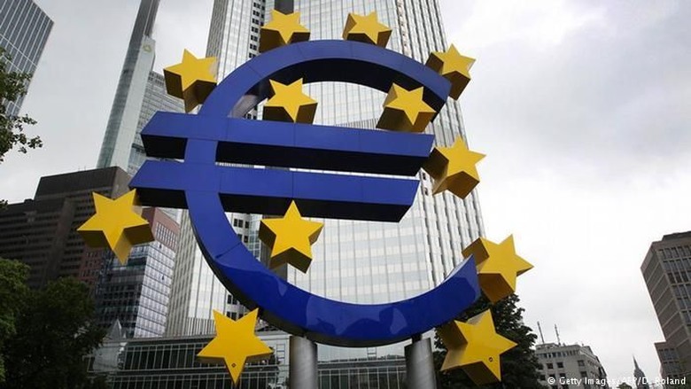 Survei: Jerman Paling Beruntung dengan Pemberlakuan Mata Uang Euro Survei: Jerman Paling Beruntung dengan Pemberlakuan Mata Uang Euro