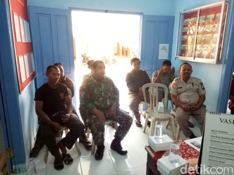 Saat Kelompok Pria Tangguh Bicara Nikmatnya Seks Pascavasektomi Saat Kelompok Pria Tangguh Bicara Nikmatnya Seks Pascavasektomi