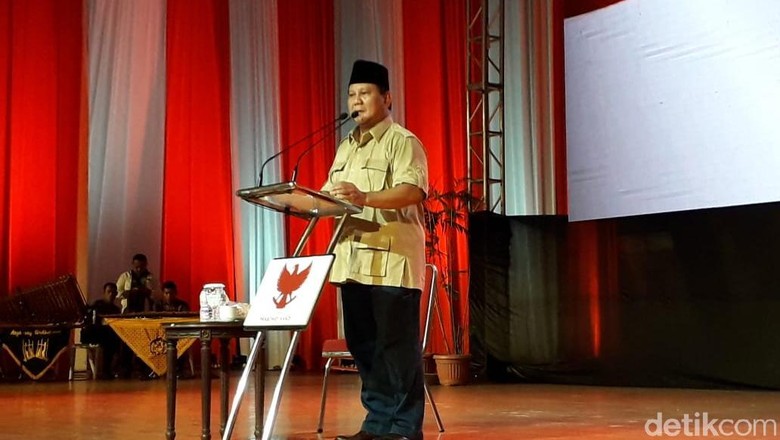 Prabowo Sebut Tambahan Penduduk Bisa Jadi Beban RS dan Negara Prabowo Sebut Tambahan Penduduk Bisa Jadi Beban RS dan Negara