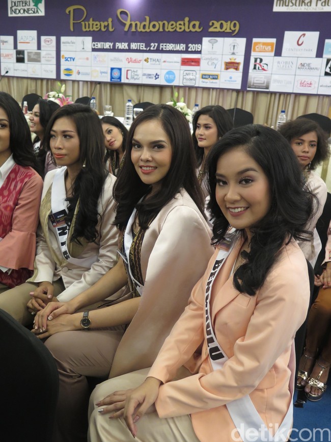 Para finalis Puteri Indonesia 2019 ini akan melaksanakan karantina selama sepuluh hari kedepan sebelum grand final malam puncak Pemilihan Puteri Indonesia yang akan diselenggarakan pada Jumat (8/3/2019) nanti. Foto: Anggi/Wolipop