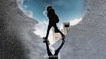 Karya Dina Alfasi dari Israel. Dipotret menggunakan iPhone X. Foto: Apple