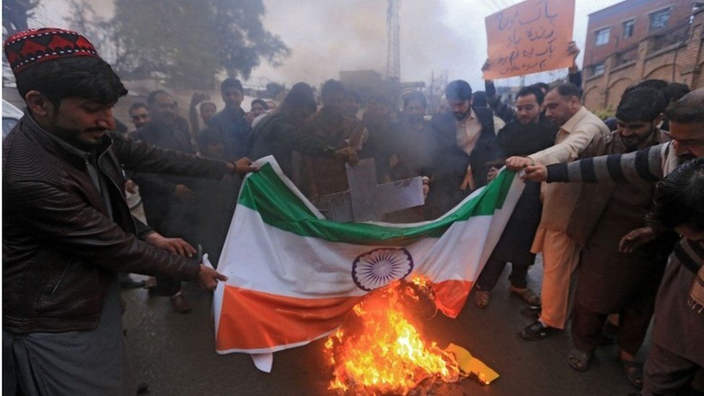 Ketegangan Meningkat, Pakistan Janji Akan Balas Serangan Udara India Ketegangan Meningkat, Pakistan Janji Akan Balas Serangan Udara India