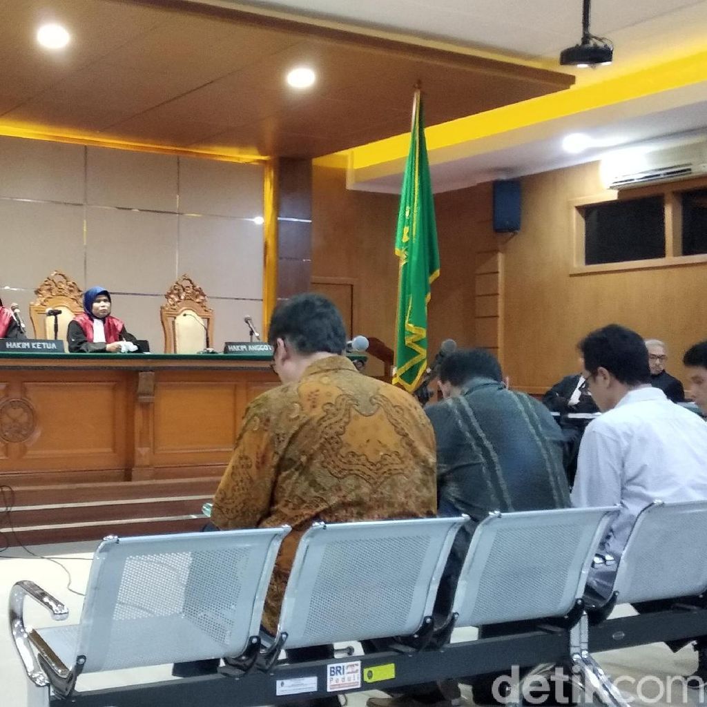 Terdakwa Suap Meikarta: Tuntutan Jaksa Janggal, Tak Sesuai Fakta