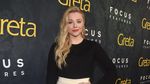 Penampilan Monokrom Chloe Grace Moretz di Premiere Greta