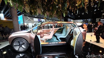 Ini merupakan mobil konsep futuristik BMW yang diberi nama iNEXT.   (Foto: detikINET/Ardhi Suryadhi)