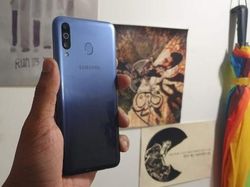 Penampilan Galaxy M30, Ponsel 3 Kamera Harga Rp 2 Jutaan