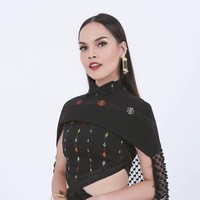 Seperti dikutip dari laman resmi Official Puteri Indonesia, lulusan Teknik Industri Institut Teknologi Bandung ini mengungkapkan bahwa tubuhnya saat remaja benar-benar gemuk dan besar. (Foto: Instagram @mariahstn)