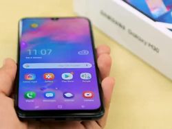 Penampilan Galaxy M30, Ponsel 3 Kamera Harga Rp 2 Jutaan