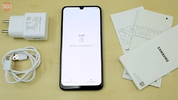 Aneka aksesori yang ada dalam kemasan pembelian. Foto: NDTV