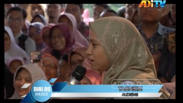 Tangis Tasniem Fauzia Rais Saat Curhat Harga Mahal ke Rocky Gerung