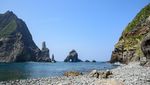 Foto Janda Kesepian Hidup di Pulau Sengketa Korsel Jepang