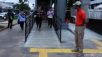 Warga Mulai Gunakan JPO Instagramable di Sudirman