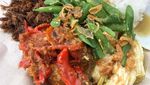 Sedapnya Sarapan Nasi Bogana Khas Tegal yang Selalu Bikin Kangen