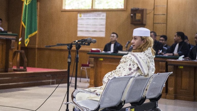 Korban Penganiayaan Habib Bahar Dicukur Botak, Kepalanya Dijadikan Asbak Korban Penganiayaan Habib Bahar Dicukur Botak, Kepalanya Dijadikan Asbak