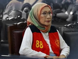 Dakwaan Ratna Sarumpaet: Bikin Onar Lewat Hoax