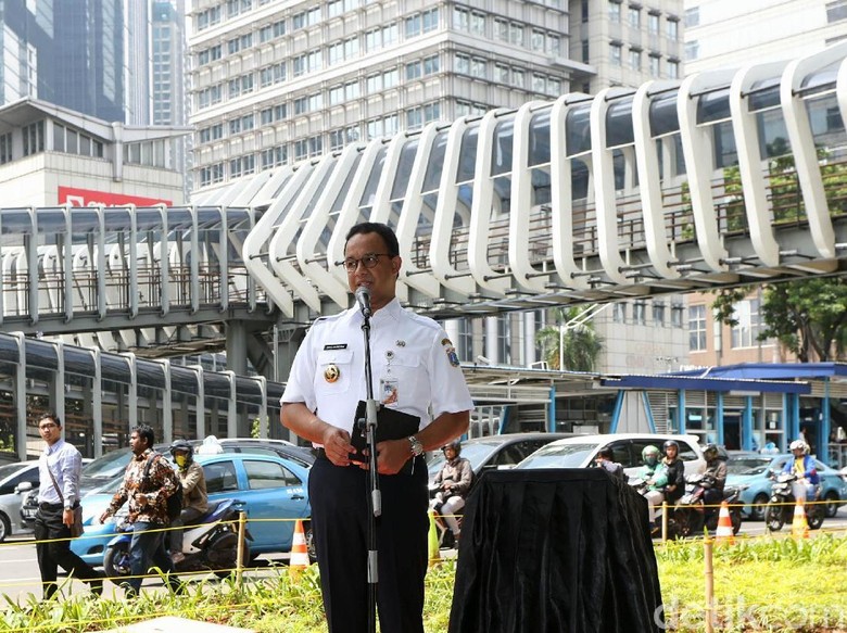 Anies Akan Jajal Integrasi TransJ-MRT saat Berangkat Kerja Anies Akan Jajal Integrasi TransJ-MRT saat Berangkat Kerja