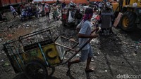 Depo sampah itu menampung sampah dari enam kelurahan yang terdiri dari Rawa Badak Utara,Rawa Badak Selatan, Koja, Lagoa, Tugu Utara dan Tugu Selatan.
