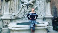 Saat liburan di Roma, Italia (elisabethtnt/Instagram)