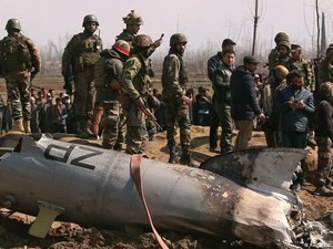 Pakistan Janji Bebaskan Pilot, India Tetap Waspada