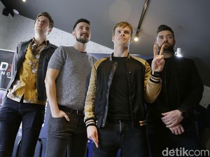 Tampil di Jakarta, Persiapan Konser Kodaline sampai Satu Truk