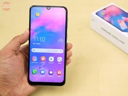 Penampilan Galaxy M30, Ponsel 3 Kamera Harga Rp 2 Jutaan