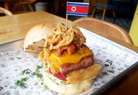 'Durty Donald' dan 'Kim Jong Yum', Dua Menu Burger Unik Buatan Chef Irlandia