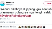 Nah, apa kamu salah satunya? Kalau hadir ke kondangan eh pulangnya bawa salak yang tersisa. Foto: Twitter