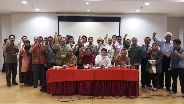 Profesor dan Peneliti LIPI layangkan mosi tidak percaya kepada Laksana Tri Handoko selaku Kepala LIPI.