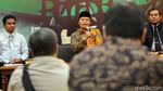 HNW Bicara Hoax dan Pose 2 Jari Ratna Sarumpaet