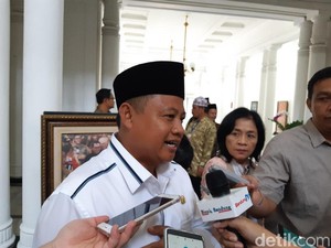 Kampanyekan Jokowi-Maruf, Wagub Uu Klaim Tetap Jalankan Tugas